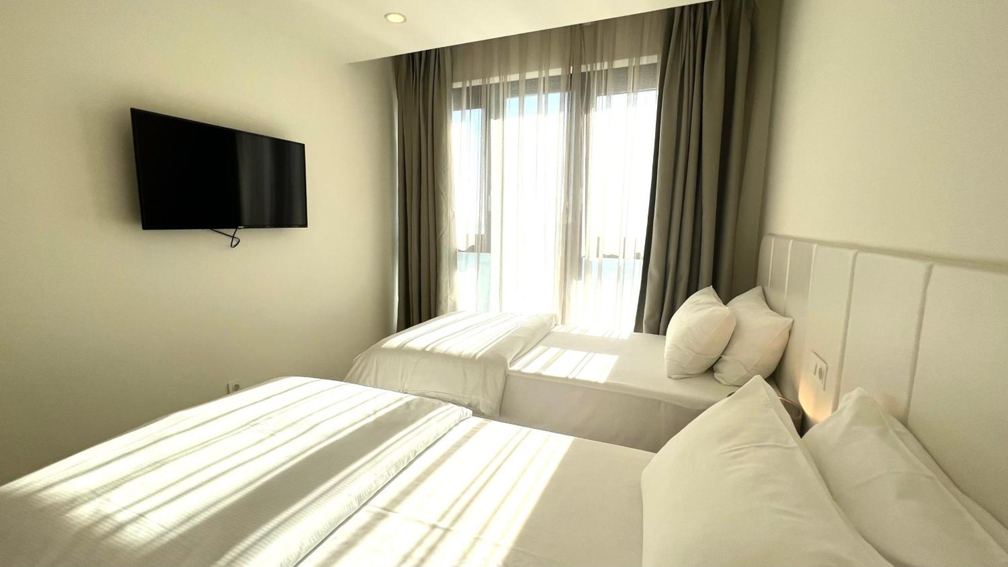 Sunraf Luxe Apartments Budva Exteriör bild